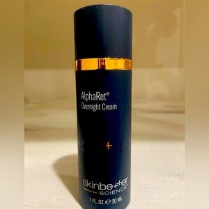 ALPHARET BODY OVERNIGHT CREAM

NWT - PLASTIC REMOVED BUT NEVER USED
